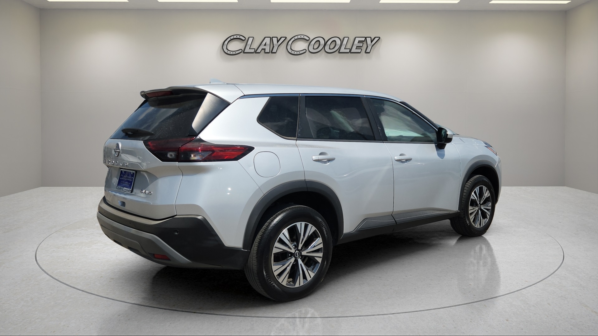 2023 Nissan Rogue SV photo 2