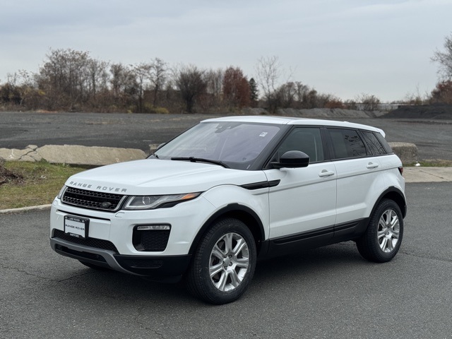 2019 Land Rover Range Rover Evoque SE's photo