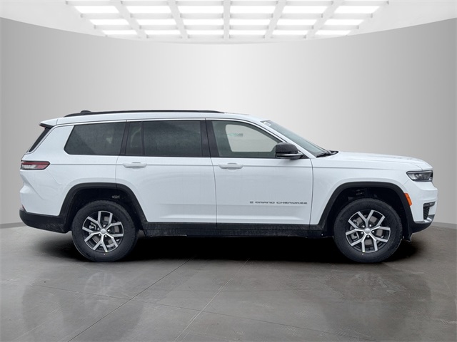 2025 Jeep Grand Cherokee Limited photo 4