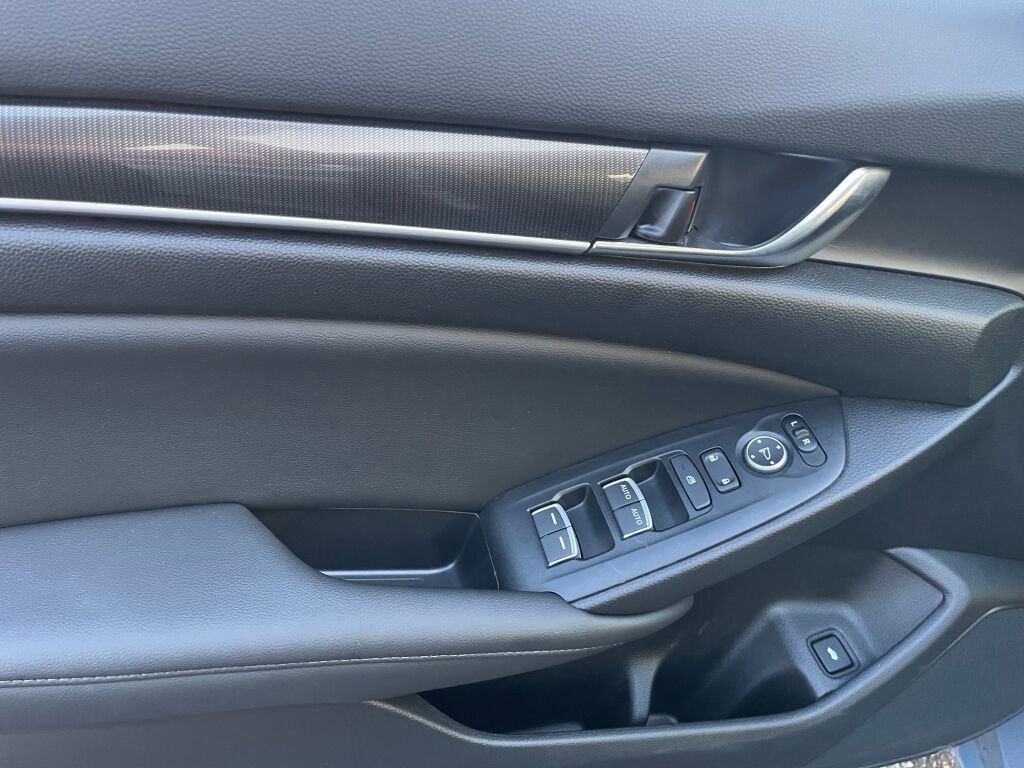 2022 Honda Accord Sport SE photo 10