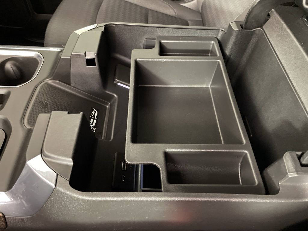2022 Chevrolet Silverado 1500 RST photo 36