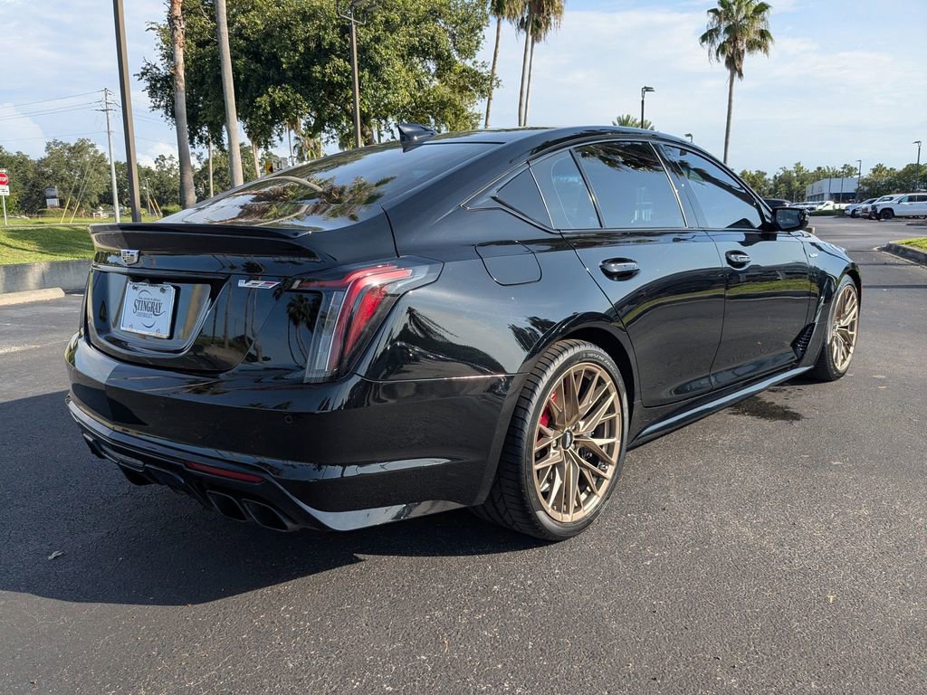 2022 Cadillac CT5 photo 3