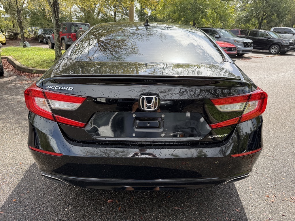 2018 Honda Accord Sport photo 4