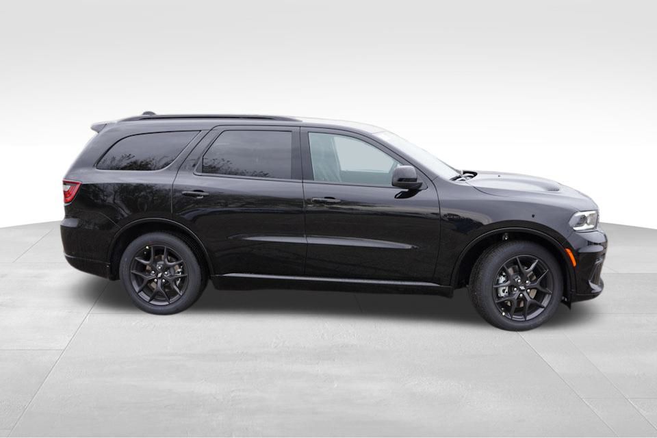 2026 Dodge Durango GT Blacktop photo 2