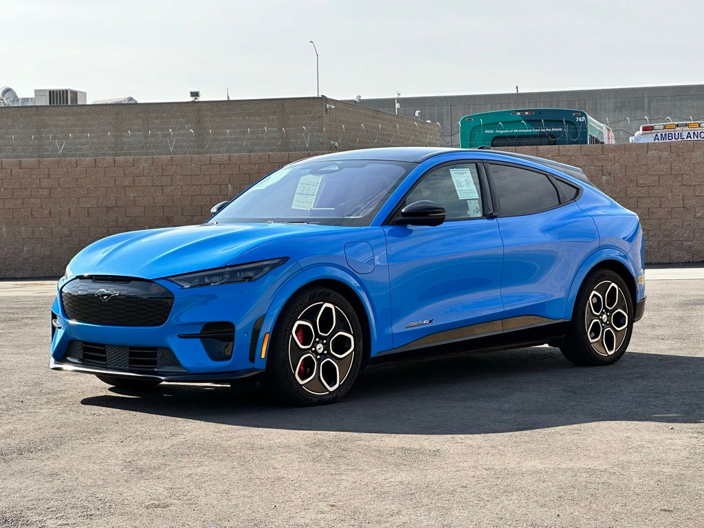 2022 Ford Mustang Mach-E GT photo 5