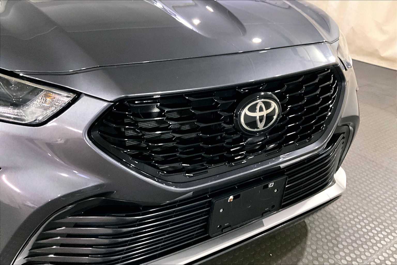 2023 Toyota Highlander XSE photo 30