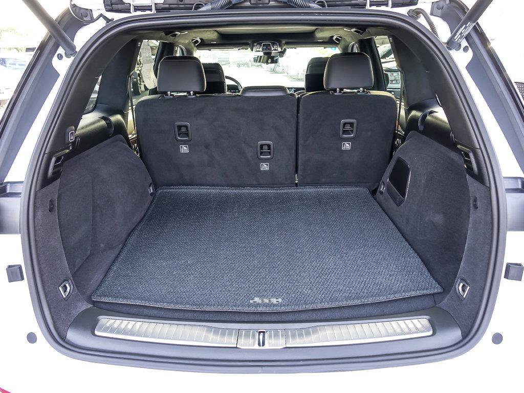 2023 JEEP GRAND CHEROKEE - Image 31