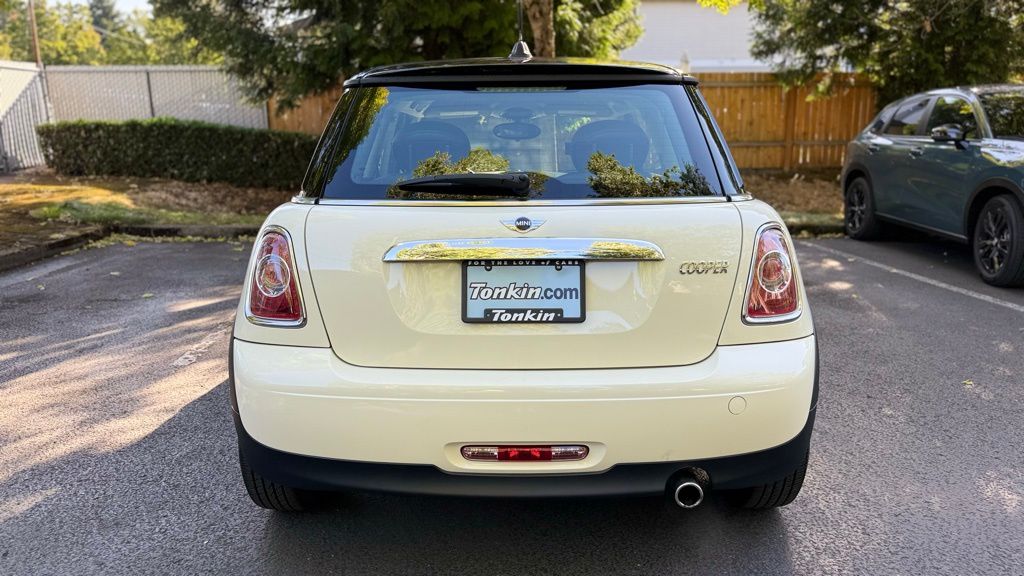 2013 Mini Cooper Base photo 8