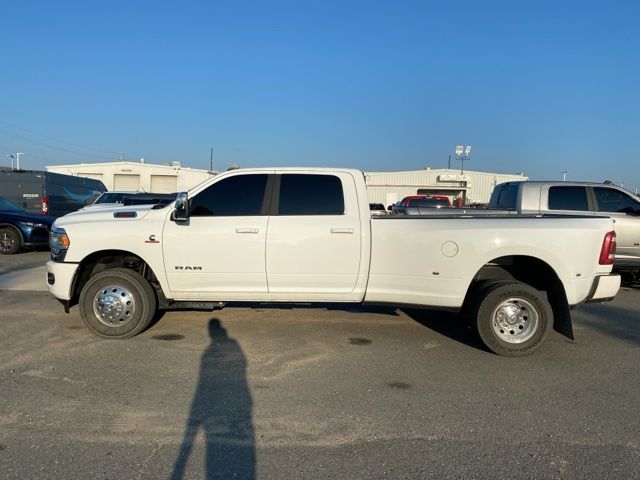 2024 Ram 3500 Laramie photo 13