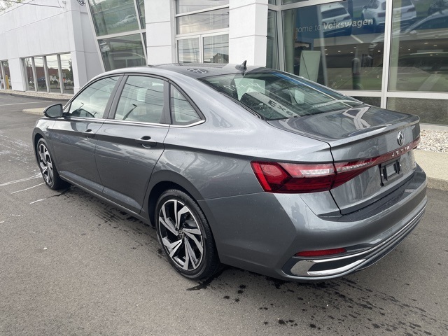 2025 Volkswagen Jetta 1.5T SEL photo 9