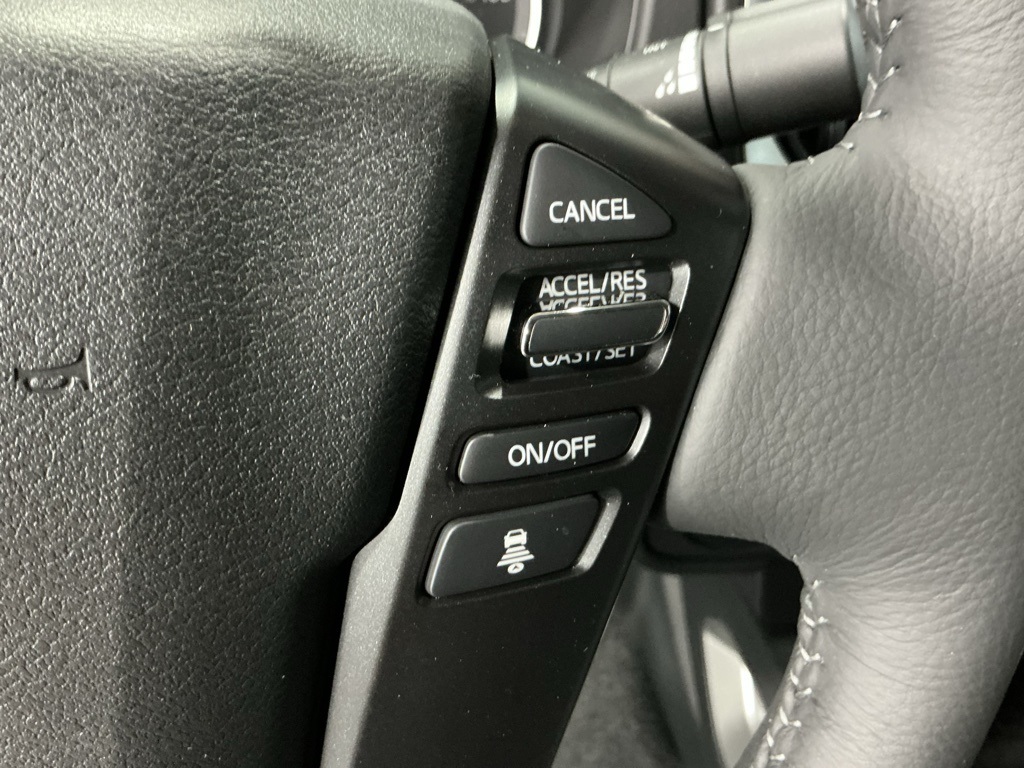 2025 Nissan Frontier SV photo 10