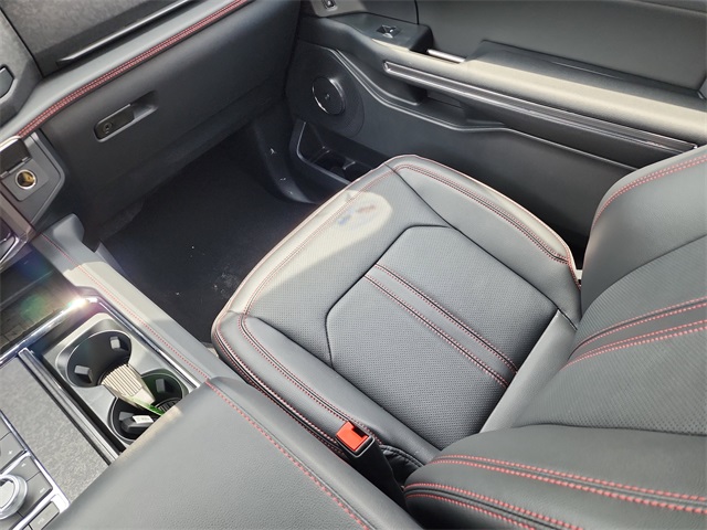 2024 Ford Expedition Limited photo 11