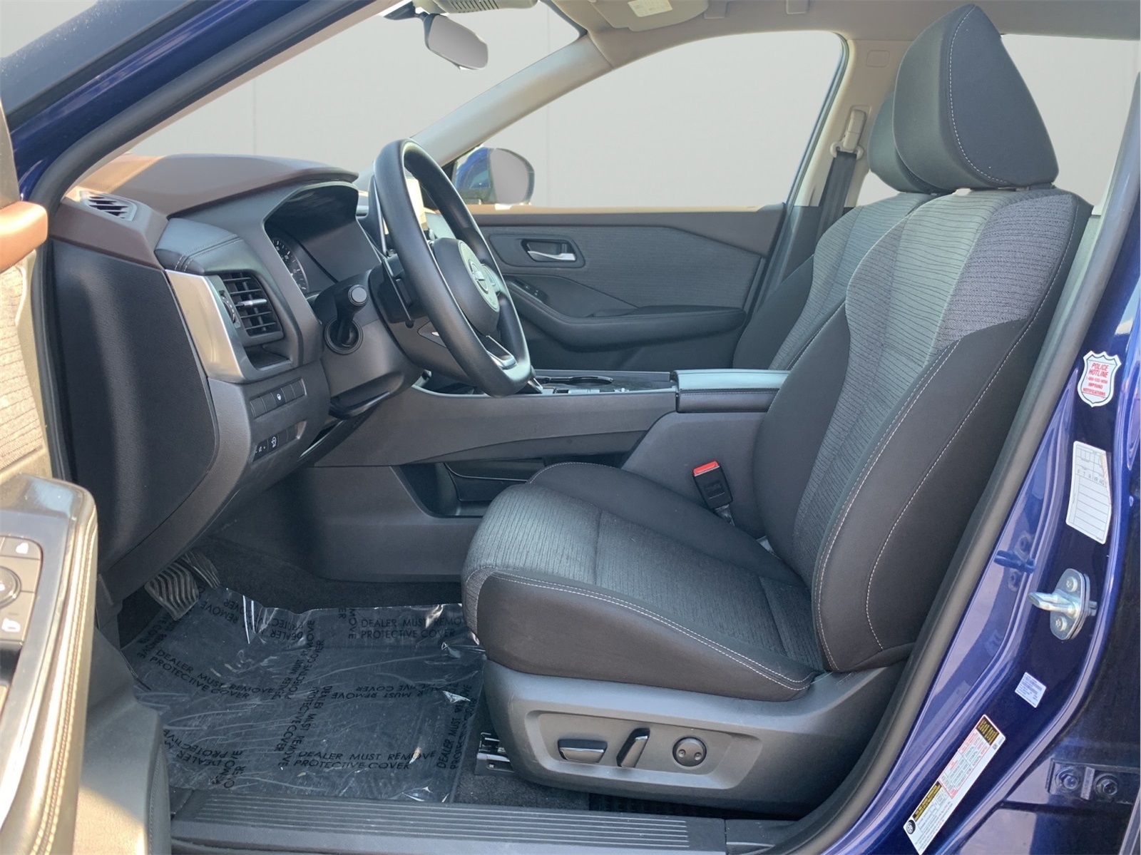 2023 Nissan Rogue SV photo 13