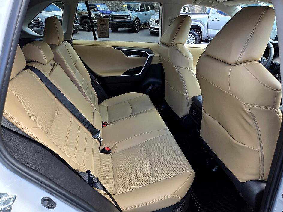 2024 Toyota RAV4 Hybrid Limited photo 15