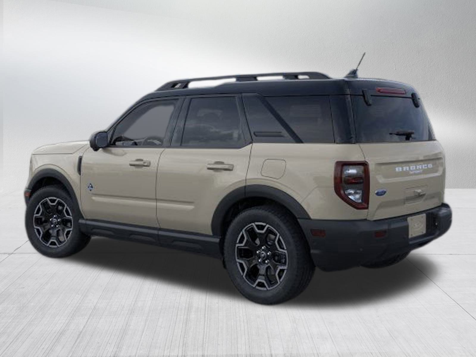 2025 Ford Bronco Sport Outer Banks photo 3