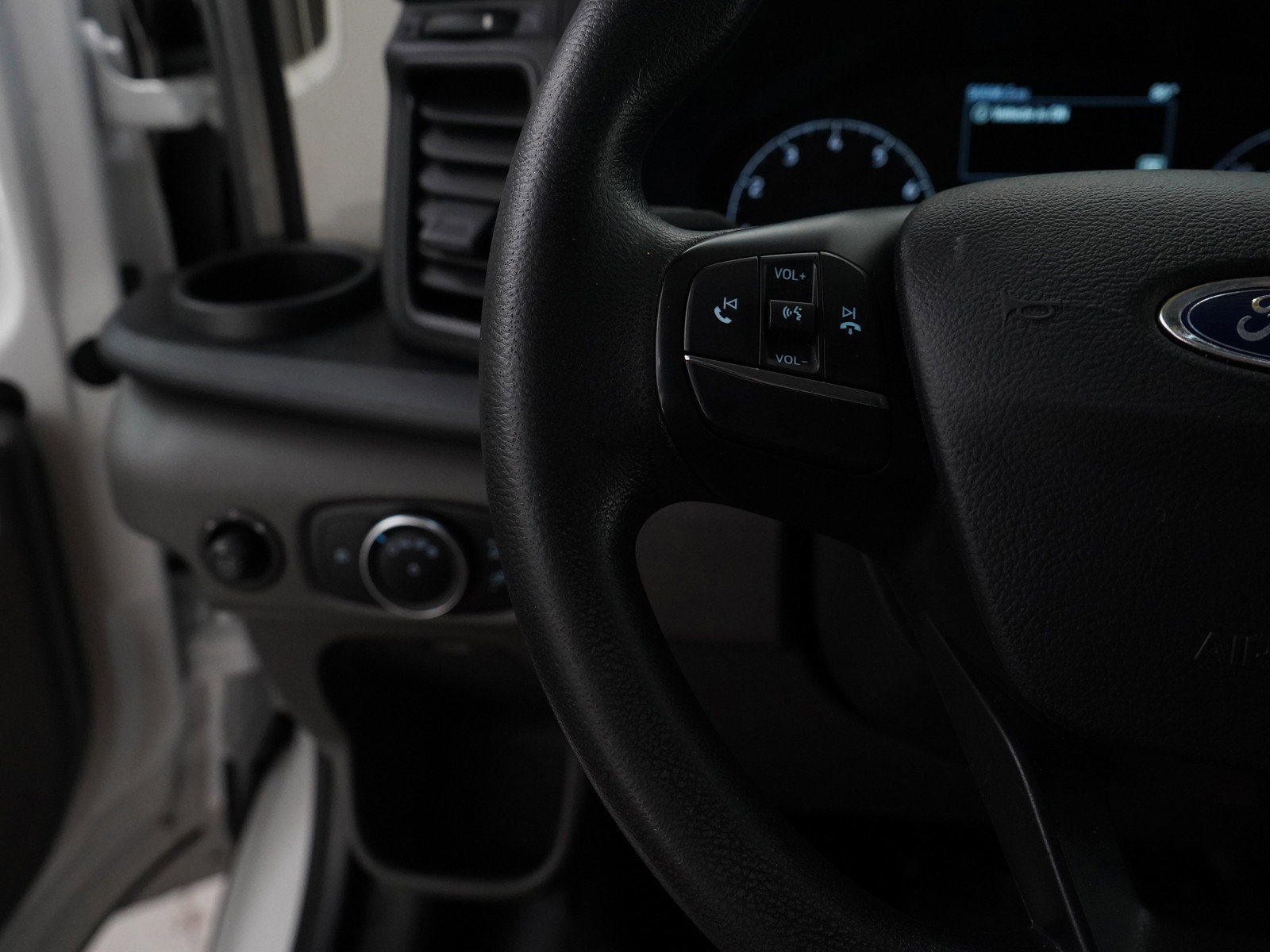 2020 Ford Transit photo 20