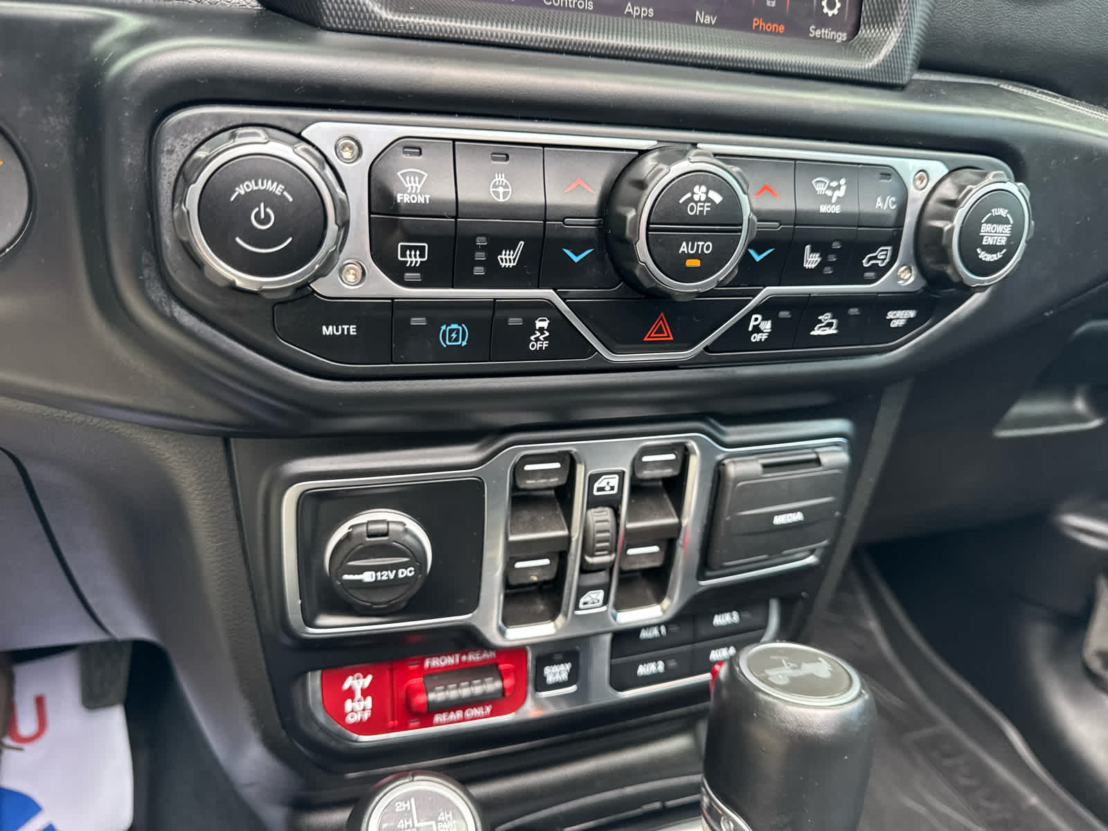2022 Jeep Wrangler 4xe Unlimited Rubicon photo 35