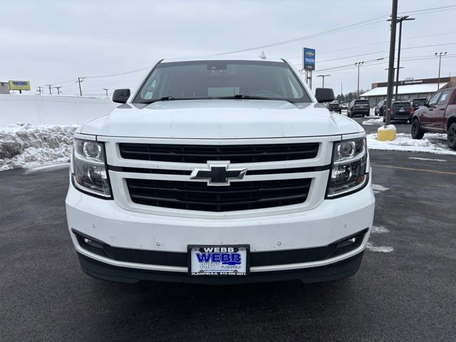 2020 Chevrolet Suburban LT photo 2