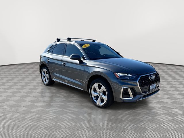 2023 Audi Q5 45 S line Premium photo 2