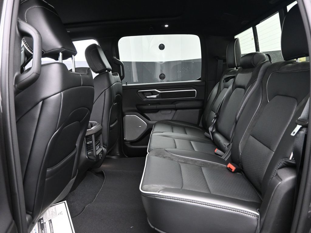 2026 Ram 1500 Laramie photo 7