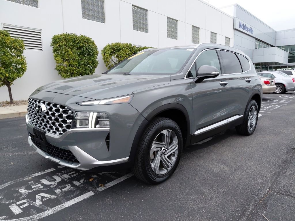 2022 Hyundai Santa Fe SEL photo 2