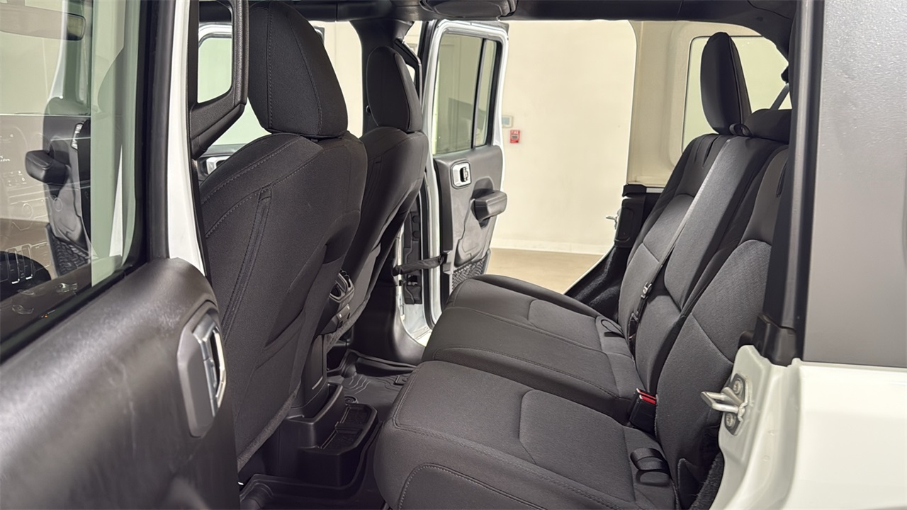 2023 Jeep Wrangler Base 4xe photo 15