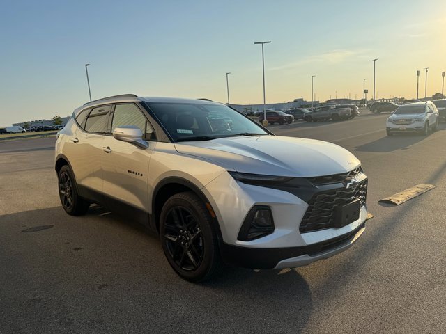 2021 Chevrolet Blazer 2LT photo 3