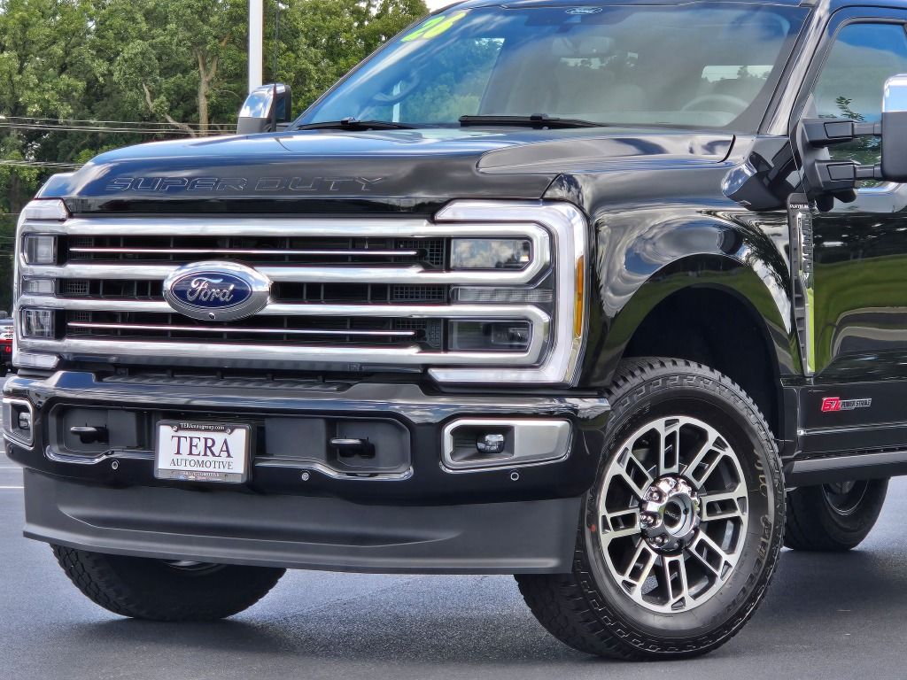 2026 Ford F-350 photo 2
