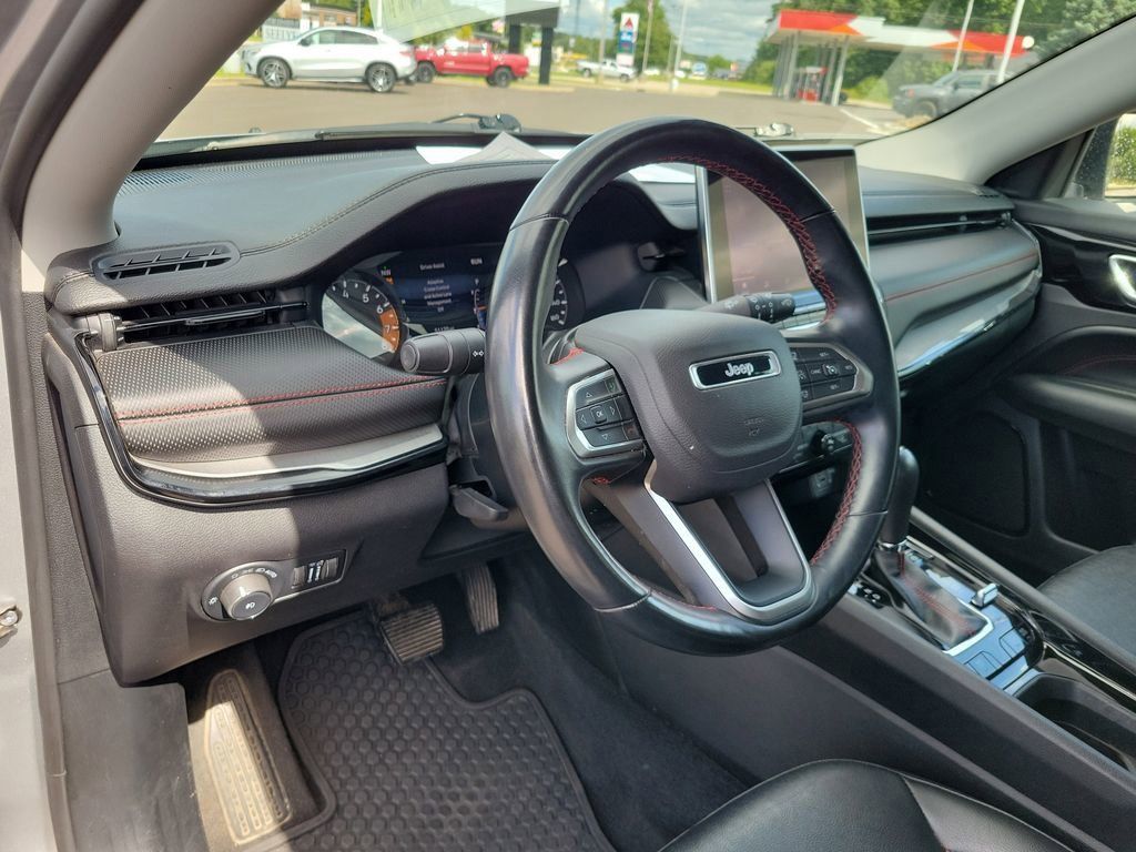 2022 Jeep Compass Trailhawk photo 3