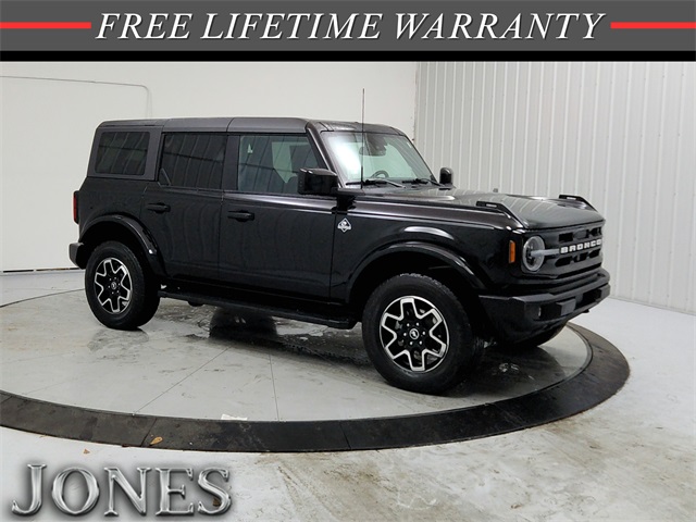 2024 Ford Bronco 4-Door Outer Banks's photo
