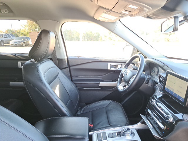 2023 Ford Explorer Limited photo 4