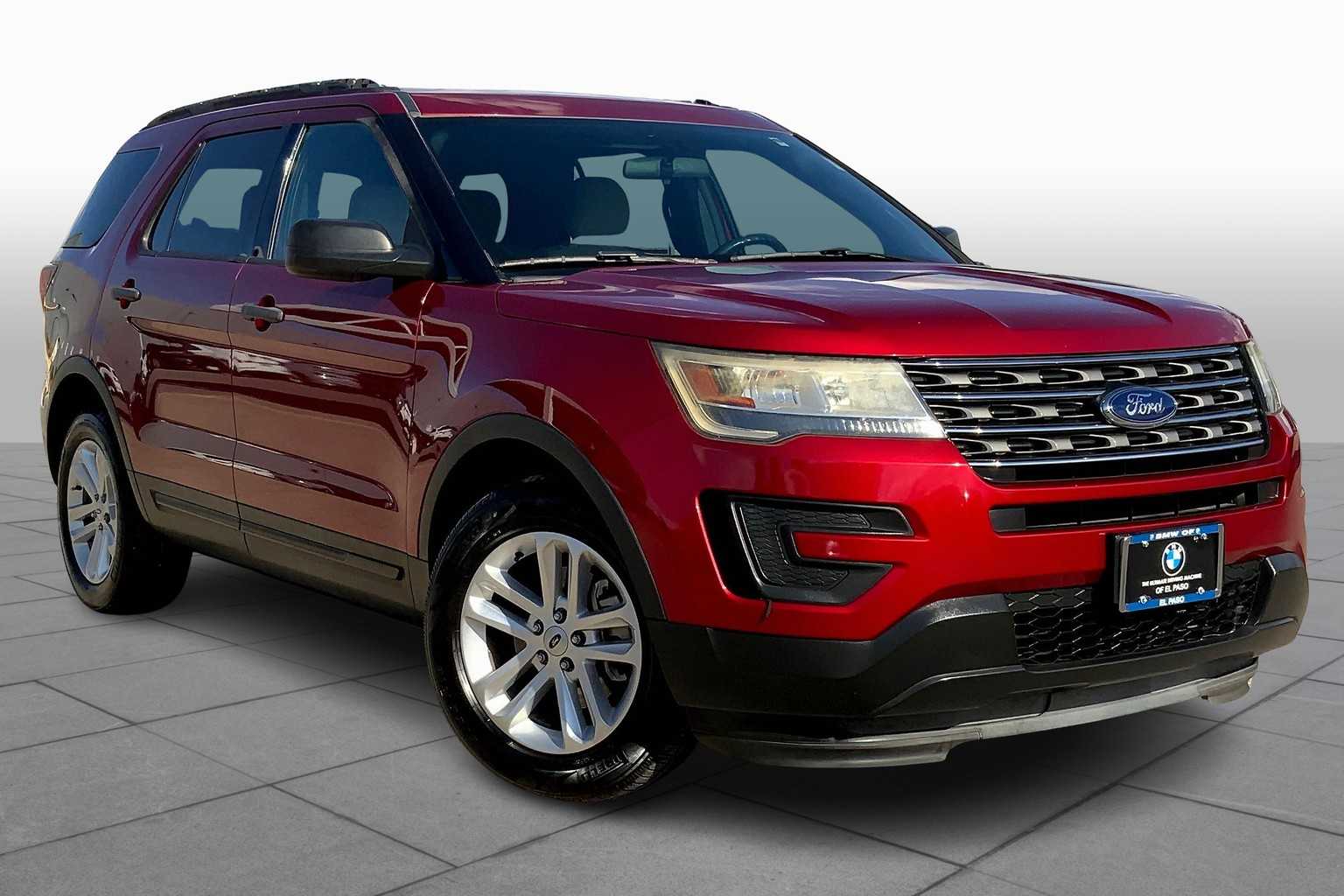 2017 Ford Explorer Base photo 2