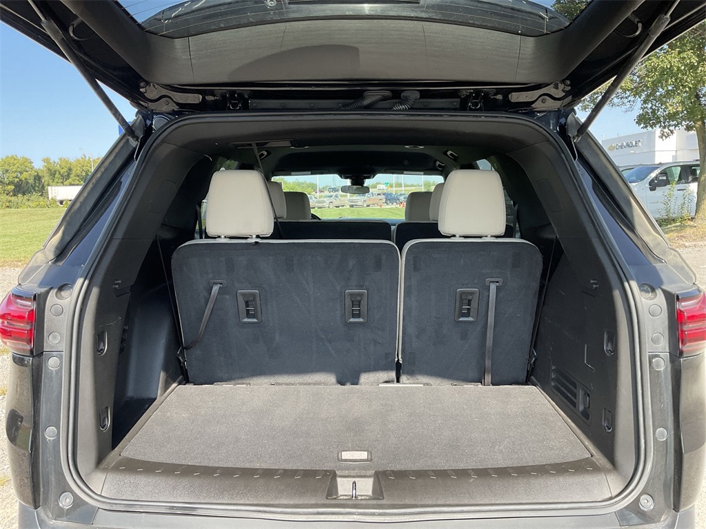 2023 Chevrolet Traverse LS photo 18