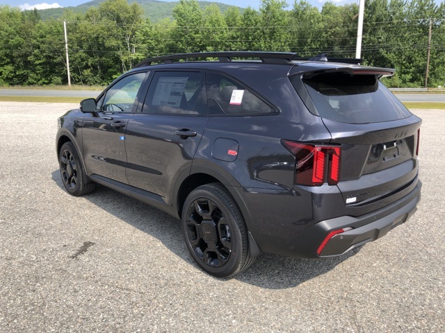2025 Kia Sorento X-Line SX Prestige photo 4