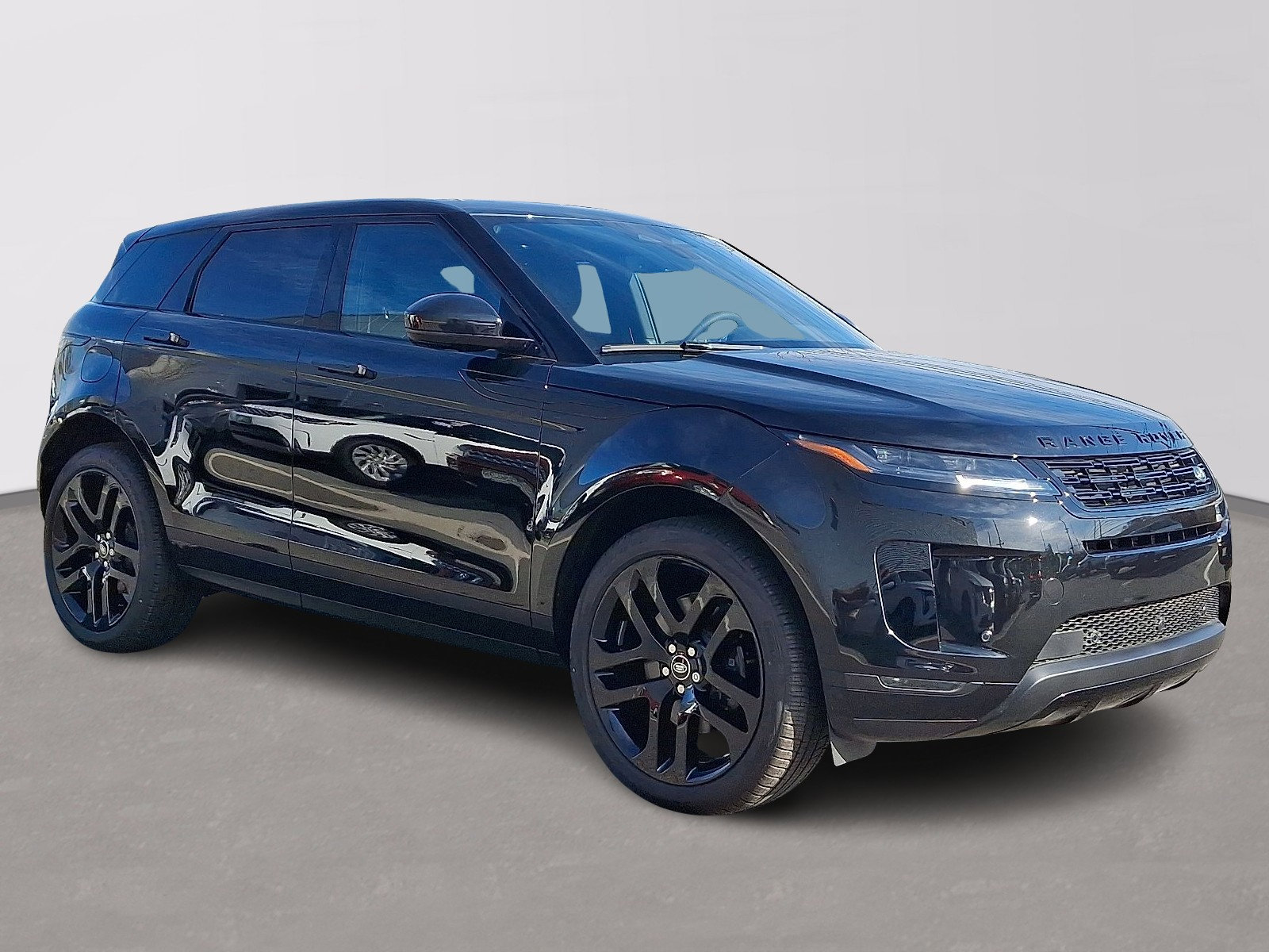 2026 Land Rover Range Rover Evoque S photo 2