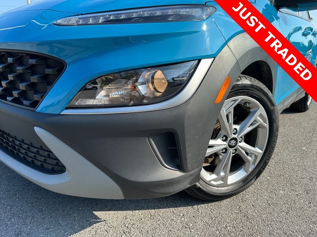 2023 Hyundai Kona SEL photo 3