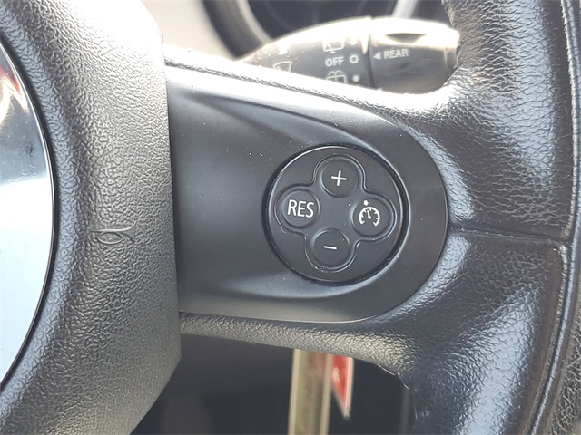 2013 Mini Cooper Base photo 12