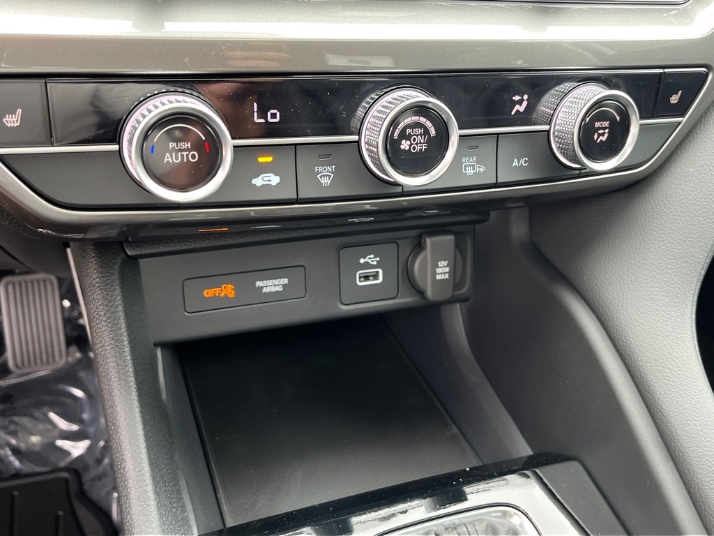 2025 Acura Integra Base photo 8