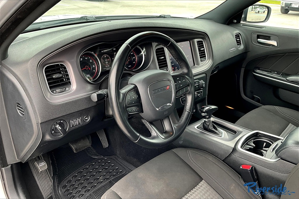 2023 Dodge Charger SXT photo 14