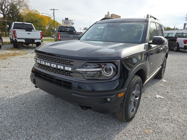2024 Ford Bronco Sport Badlands photo 2