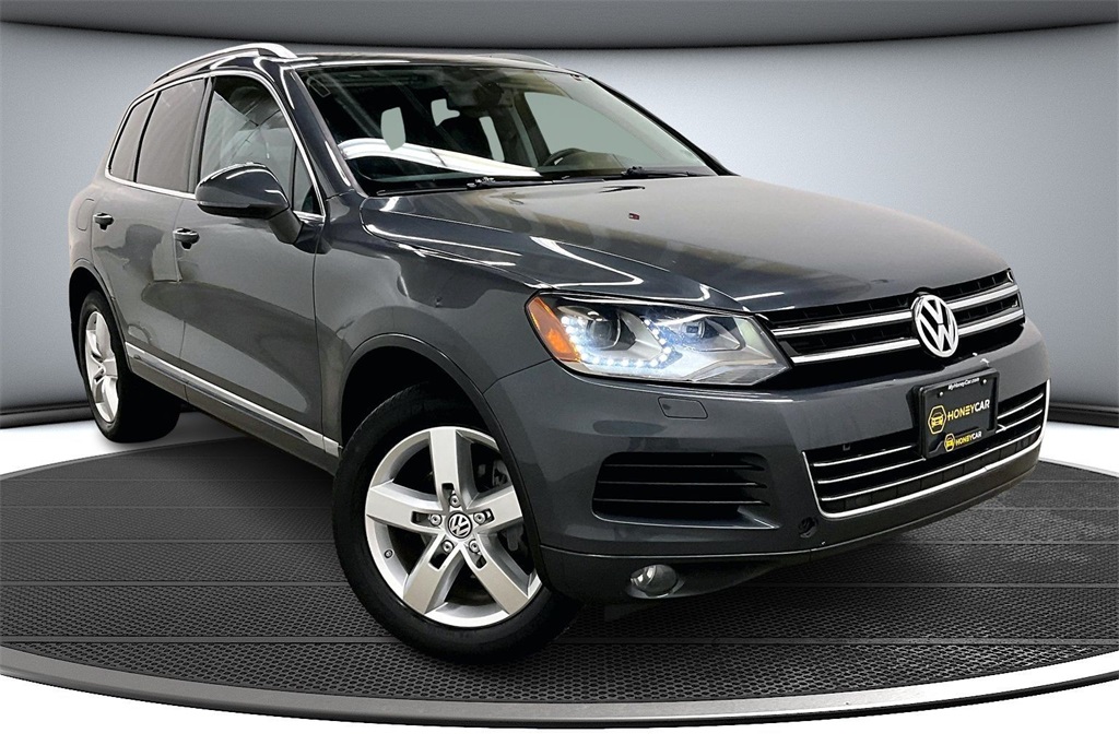 2013 Volkswagen Touareg Lux