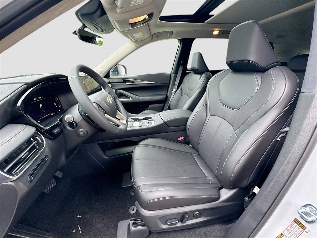 2026 Infiniti QX60 Luxe photo 23