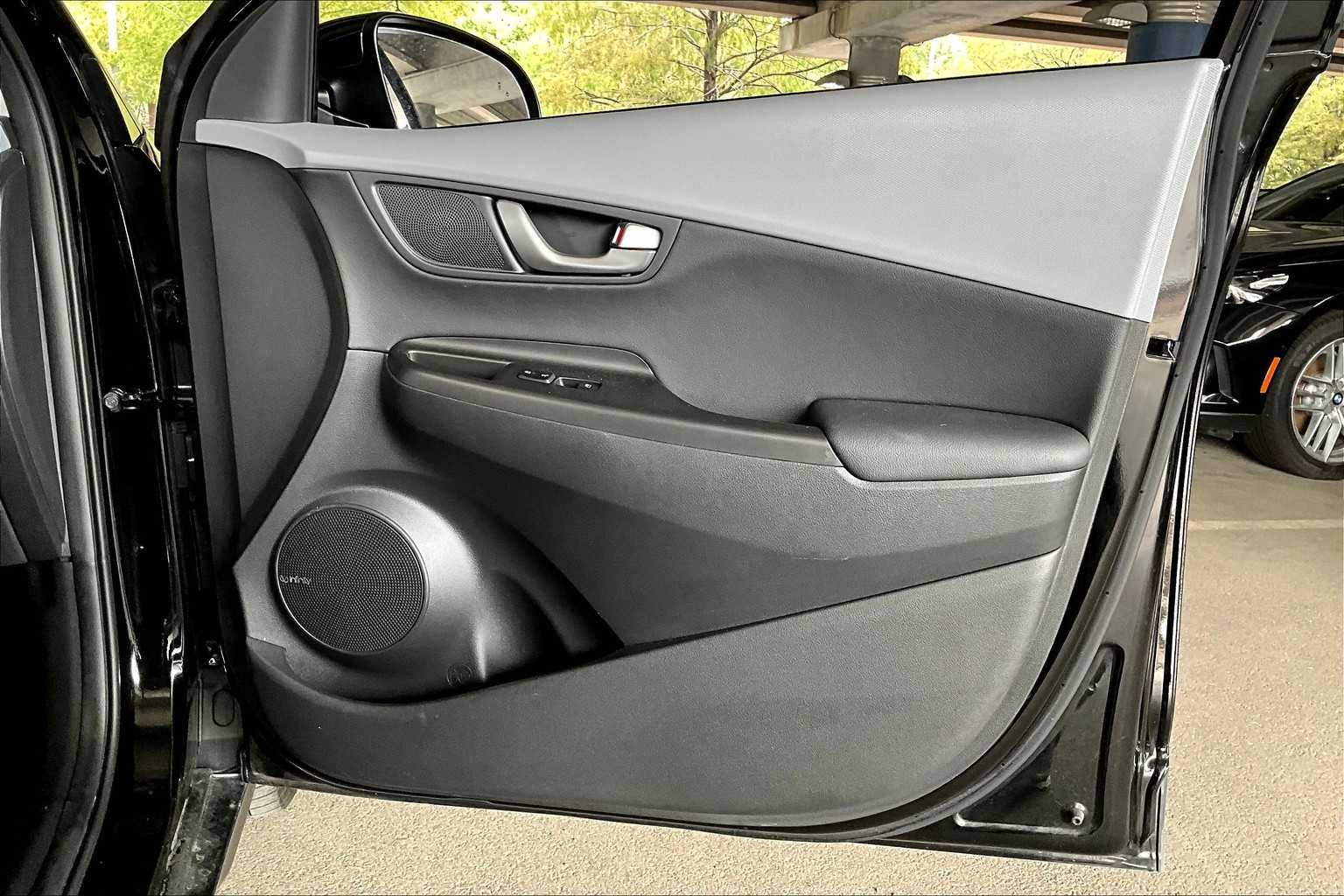 2021 Hyundai Kona Ultimate photo 19
