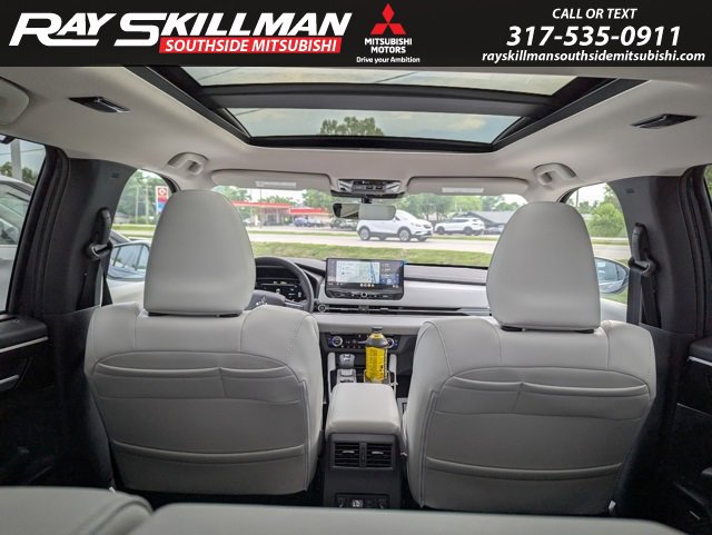2025 Mitsubishi Outlander SEL photo 7