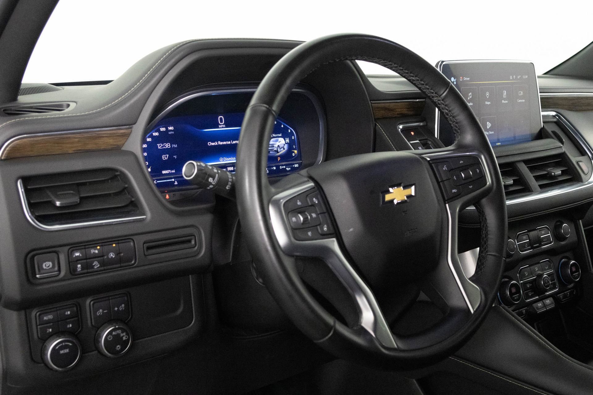 2023 Chevrolet Suburban Premier photo 17