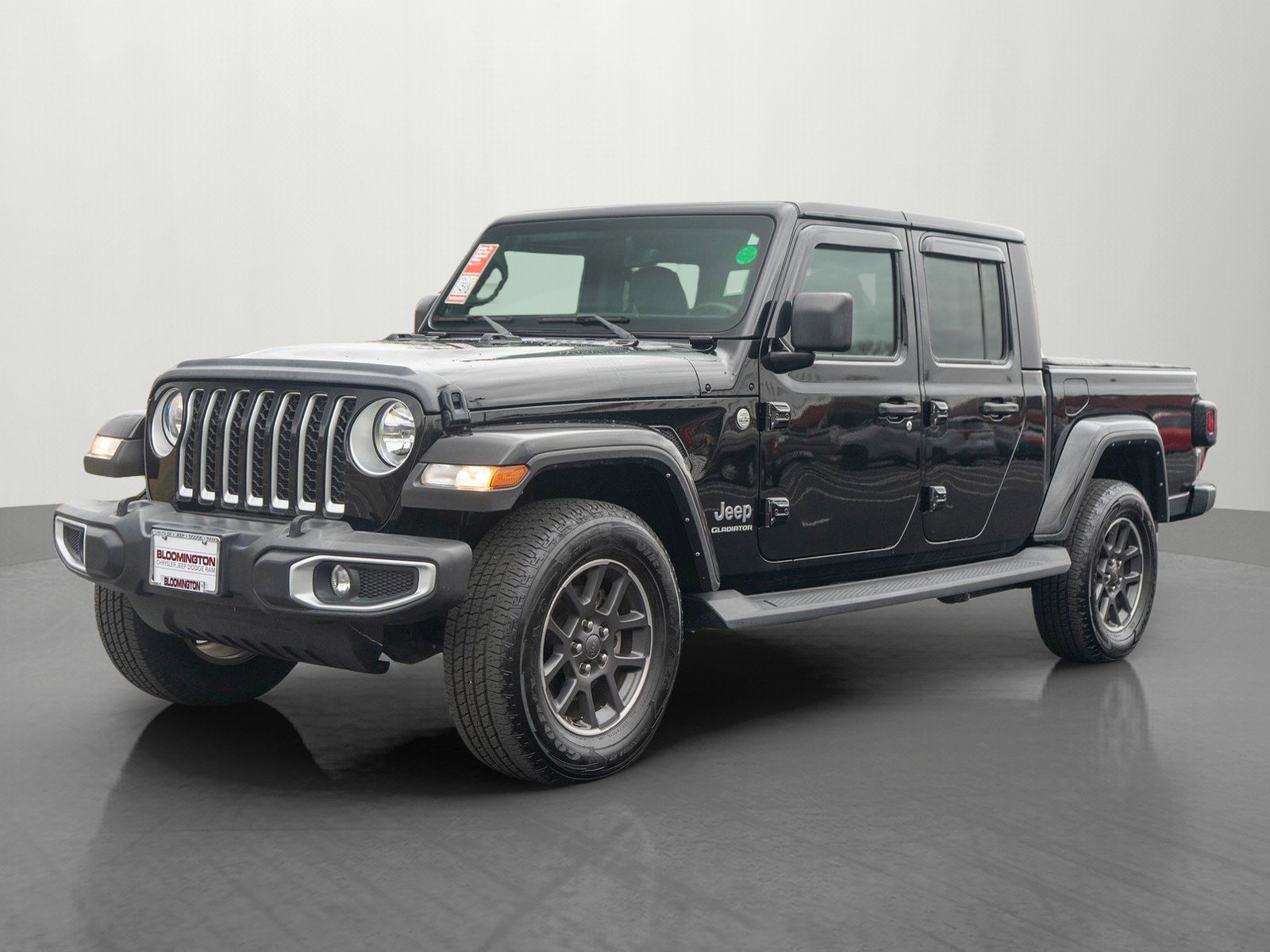 Used 2022 Jeep Gladiator Overland with VIN 1C6HJTFG2NL141798 for sale in Minneapolis, Minnesota