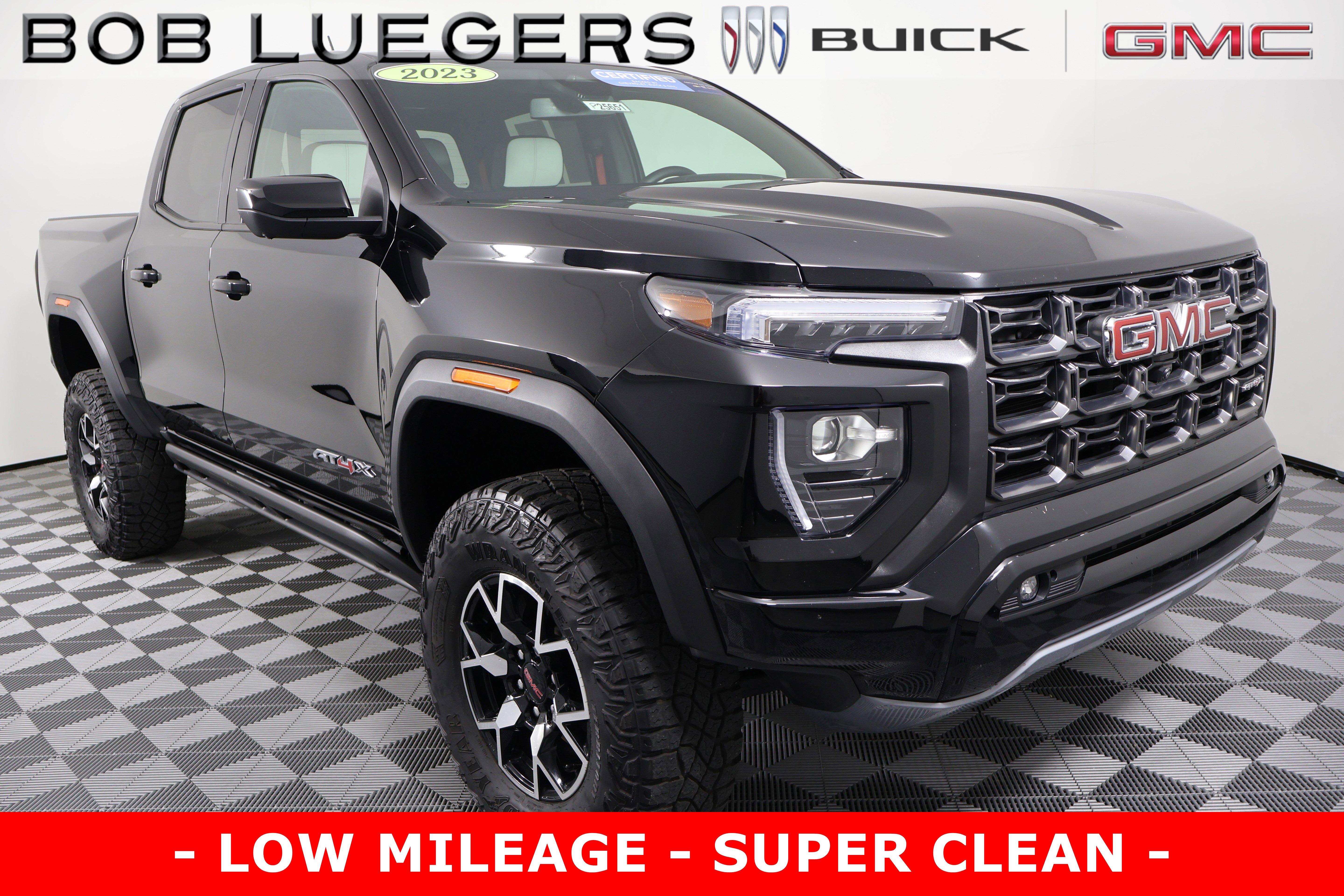 2023 GMC Canyon AT4's photo