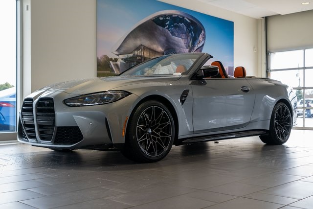 2024 BMW M4 Convertible Base's photo