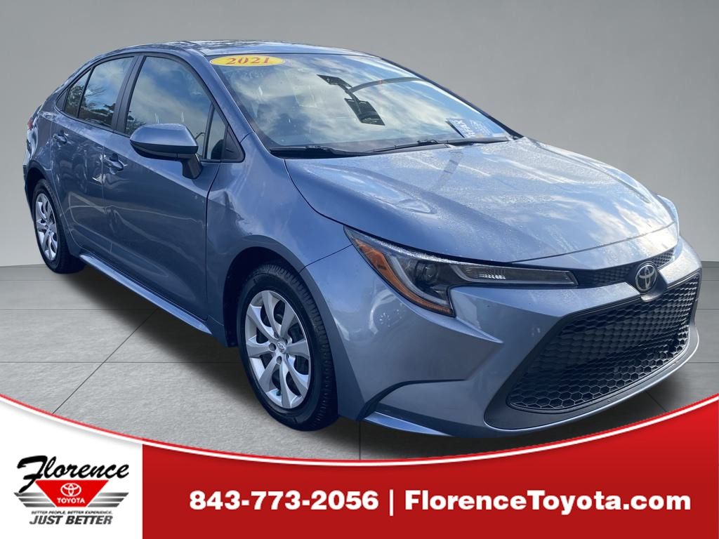 2021 Toyota Corolla LE's photo
