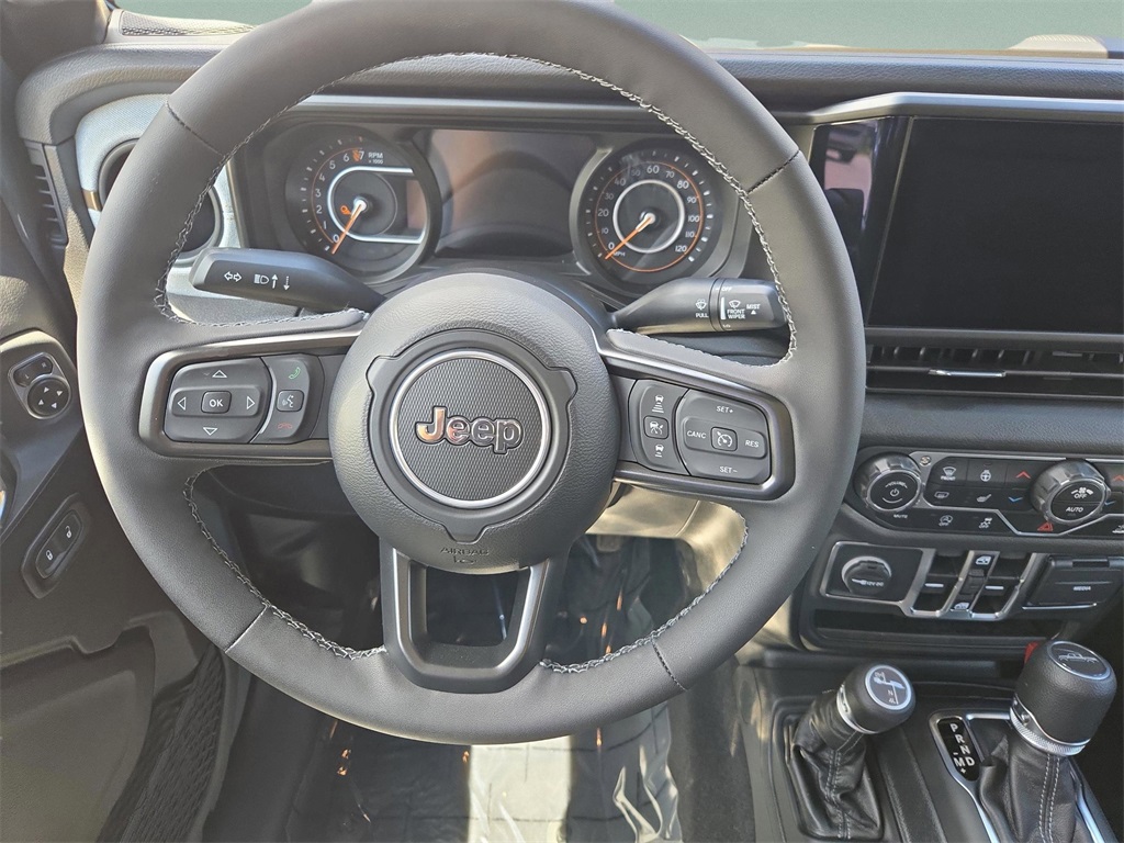 2025 Jeep Gladiator Sport S photo 13